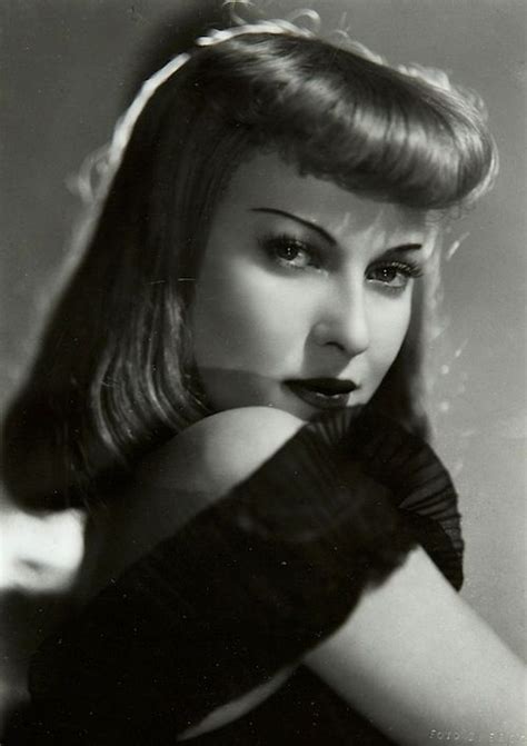Todays 1940s Hair And Makeup Inspiration From Italian Actress Mariella Lotti 19212006 1940s
