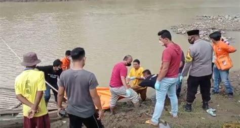 Mayat Tanpa Identitas Mengapung Di Sungai Ciujung Gegerkan Warga Serang
