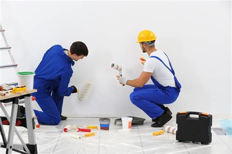 Choose The Right Interior Painters For Making Your Indoors Look