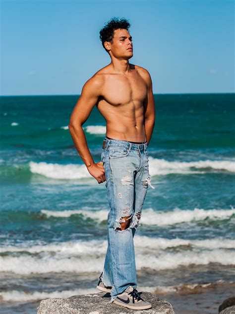 Antoine Is A Miami Photographer Doing Model Test Shoots For Reputable