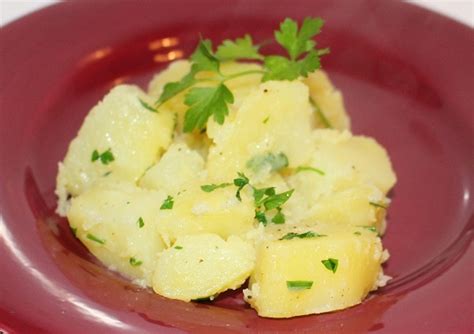 Parsley Potatoes A Quick And Easy Side Dish