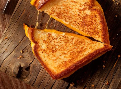 Beer Soaked Grilled Cheese Chew Your Booze