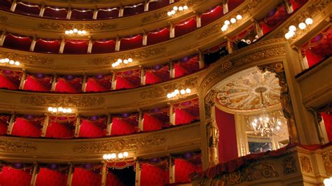 La Scala Theater And Museum Tour
