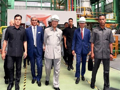 Kadar bayaran tol di setiap plaza tol lpt2. Kerajaan belum mampu mansuhkan tol: Tun M