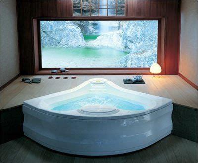 How do jacuzzi bath remodels work? Luxury Yacht Charter France Benetti Diane Bar Jacuzzi ...