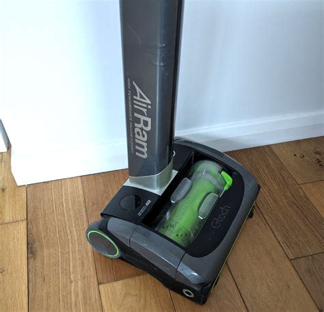 Gtech Mk2 Airram Ar20 Cordless Upright Vacuum Cleaner Ar2 With Charger