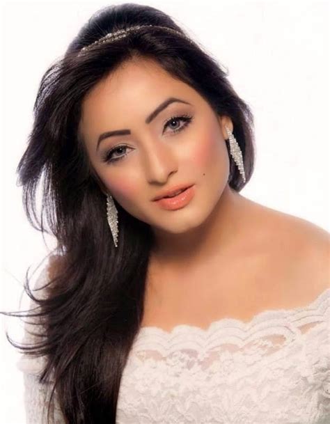 Sumaiya Jafar Suzena Hot Bangladeshi Model Actress Hd Wallpapers