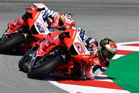 Johann zarco (ducati pramac) ha tomado el mando en los primeros entrenamientos del gp de francia, que ha arrancado este viernes en el circuito si por la mañana, con la pista secándose, fue jack miller (ducati) el más veloz, por delante de zarco, en la sesión vespertina, en seco, el francés. Johann Zarco, Jorge Martin form all-new Pramac Ducati line ...