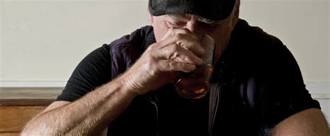 Heavy Drinking Increases Risks For Dementia Addiction Treatment Elements Drug Rehab