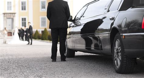 Why Its Important For Limo Drivers To Be Dot Compliant