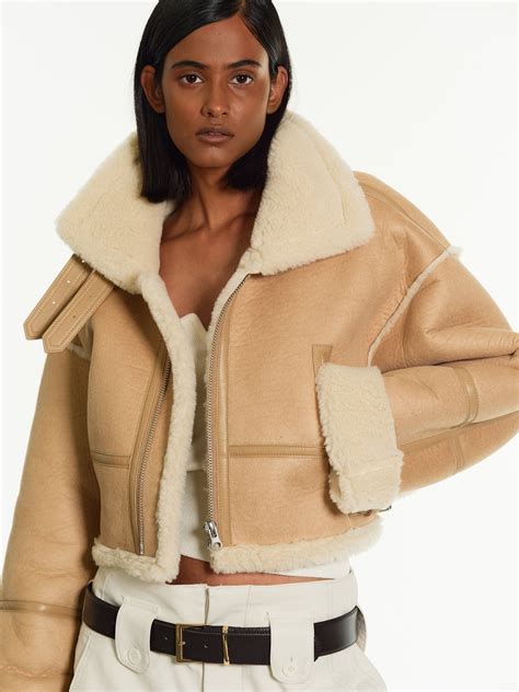 Cropped Shearling Jacket Camel Sourceunknown