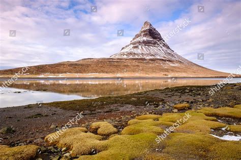Mount Kirkjufell Grundarfjoerdur Snaefellnes Vesturland Iceland