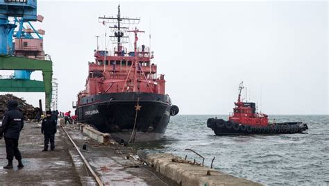 Maybe you would like to learn more about one of these? День работников морского и речного флота - РИА Новости, 03 ...