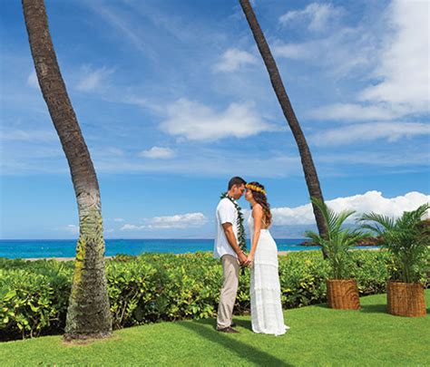 Many of the hotels and condominium resorts have unique event venues and romance directors or wedding coordinators on staff to make. Kā'anapali Beach Hotel Weddings | Kā'anapali Maui Beach ...