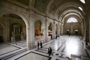 Voir plus d'idées sur le thème héros moderne, défilé 14 juillet, lion. Procès à Paris de cinq militants présumés liés à une ...