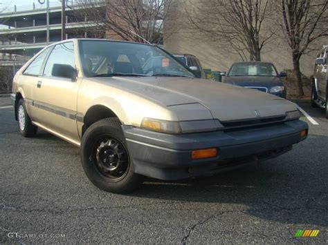 1988 Gold Metallic Honda Accord Dx Hatchback 6402815