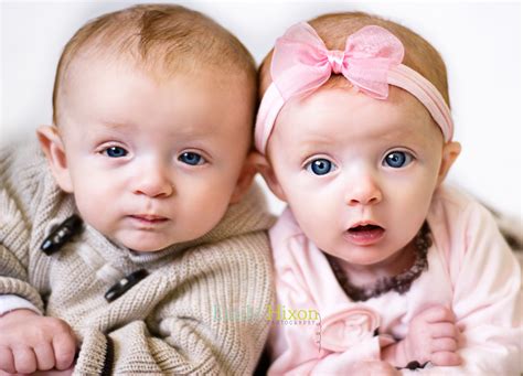 صور توائم اطفال قمر Sweet Baby Wallpaper Twin Baby Girls Twin Babies