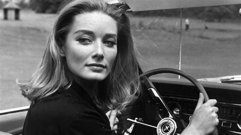 Tania Mallet The Bond Girl Who Got Away Dies Aged 77