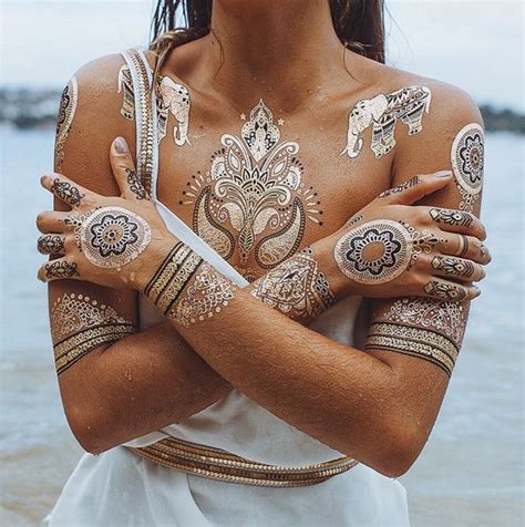 see some cool henna tattoos you should not miss metallic tattoo temporary metal tattoo gold