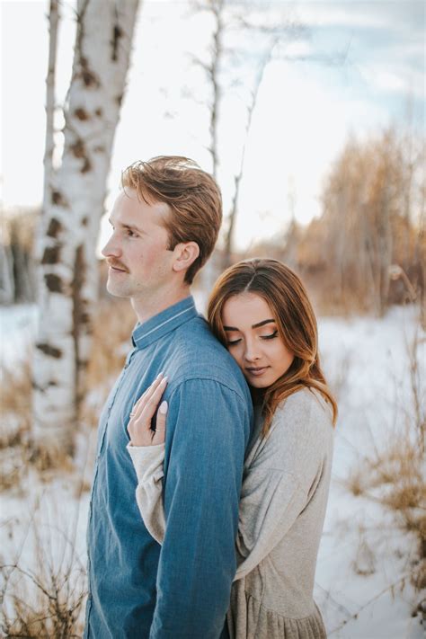 Justin Noelle Eastern Idaho Winter Engagement Session — Look For The