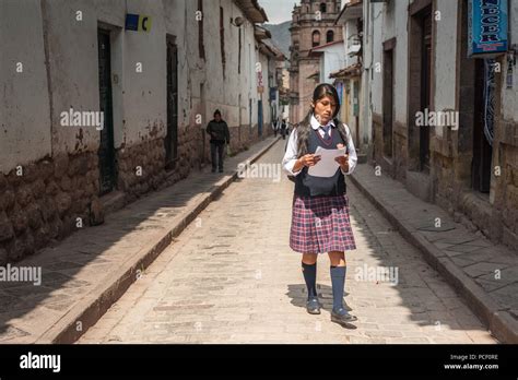 Cusco Kids Hi Res Stock Photography And Images Alamy