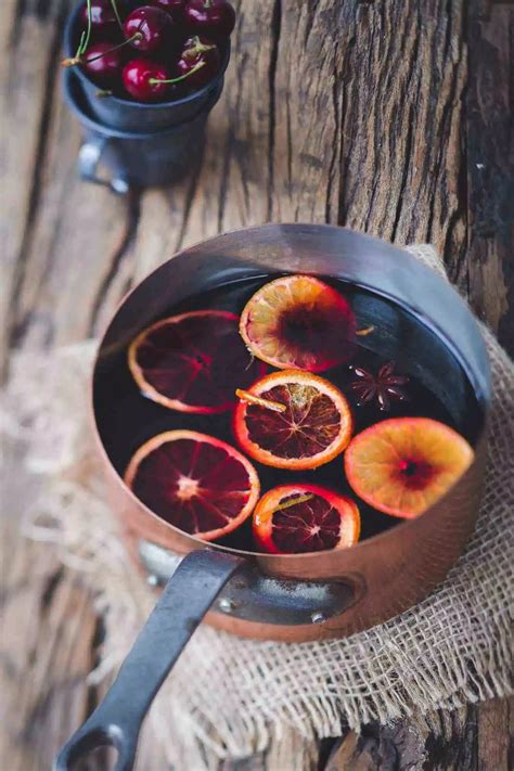 17 Easy And Cozy Ways To Make Your House Smell Like Fall Mulled Wine