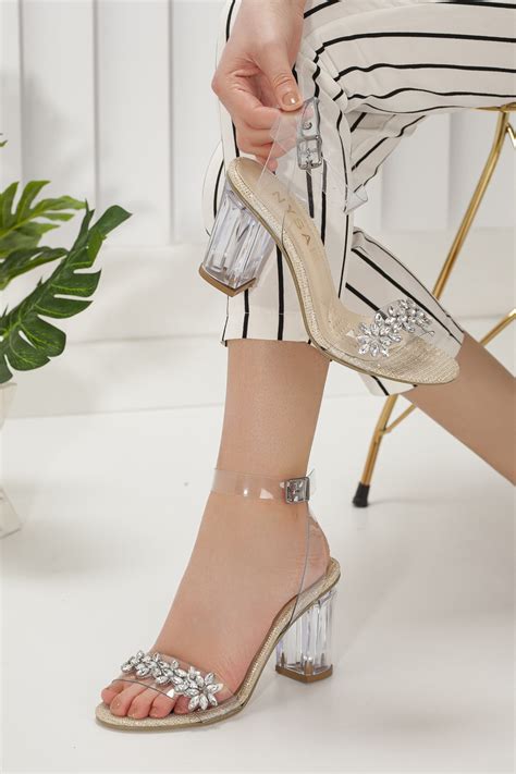 Miss Nysa Kadın Şeffaf Taşlı Stiletto Kalın Topuklu Ayakkabı Simli