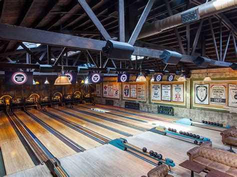 8 Best Bowling Alleys In Los Angeles To Knock Down Some Pins