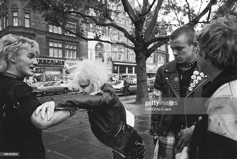 The Punks In London Angleterre Londres 23 Septembre 1979 Les
