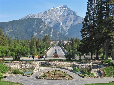 Banff National Park View Of Banff Townsite And Cascade Mou Flickr