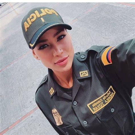 Las Hermosas Policias De Colombia Michelle Lewin Hottest Models