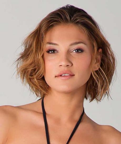 We did not find results for: Short hairstyles for round faces and thick hair