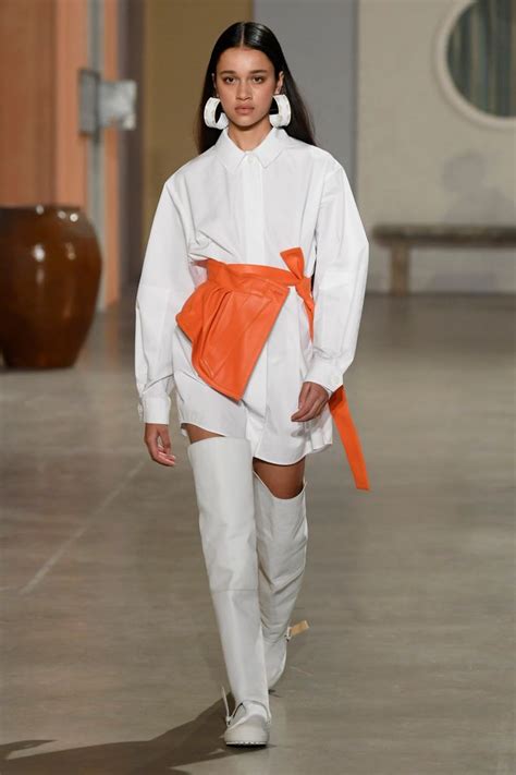 Jacquemus Rtw Fall 2019 Photos Wwd Wwd Jacquemus Fashion News