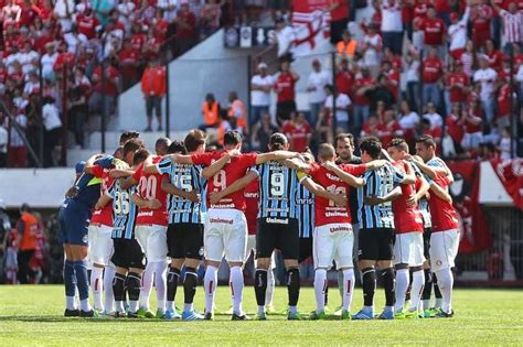 From wikimedia commons, the free media repository. Grenal 398 - 30ª Rodada Campeonato Brasileiro 2014 ...