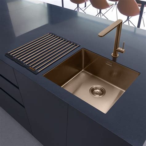 However, copper sinks have some unique characteristics that homeowners. Caple Mode 45 Copper Inset or Undermount Sink