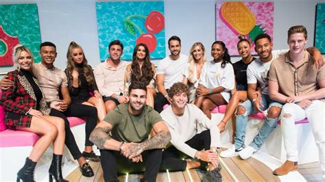 Love Island Series 4 Cast Heres What The Contestants Are Doing Now