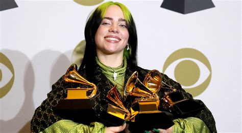 Последние твиты от billie eilish (@billieeilish). Billie Eilish dominates 2020 Grammy Awards - Daily News ...