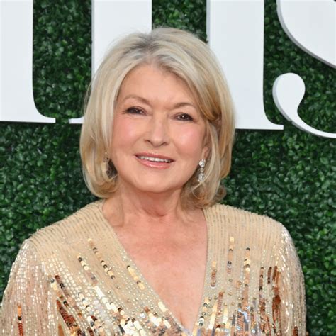The Internet Thinks Martha Stewart’s ‘sports Illustrated’ Cover Is Photoshopped And Retouched