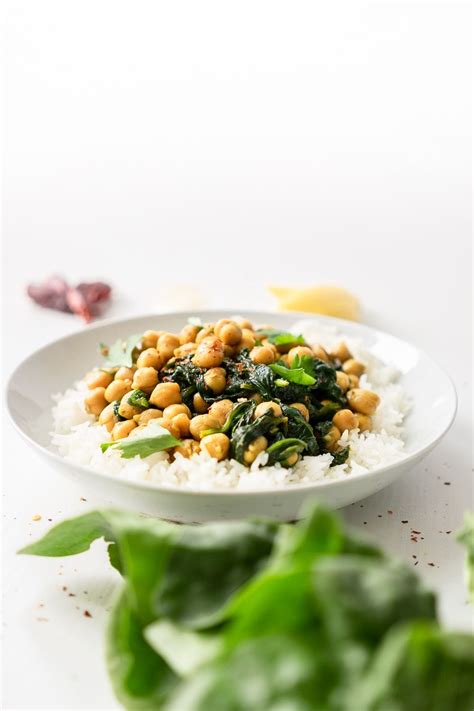 Add in the coconut cream, mustard seeds, cumin, coriander, turmeric, garam masala and chickpeas. 10-Minute Chickpea Curry | Recipe | Chickpea curry ...