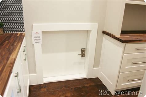 Gryphon garage doors supply, install, repair and service quality garage doors 25 years of experience commercial and residential. Mudrooms, Laundry room, & Pantries from Parade of homes | 320 * Sycamore