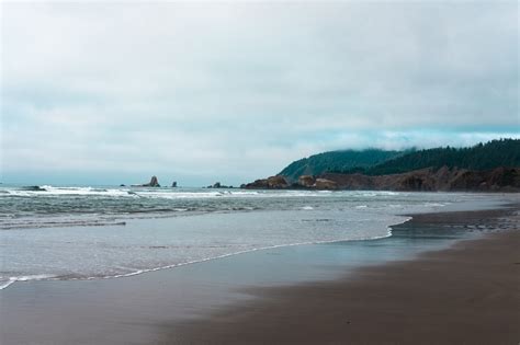 Browse Free Hd Images Of Rock Formations On Oregon Coast