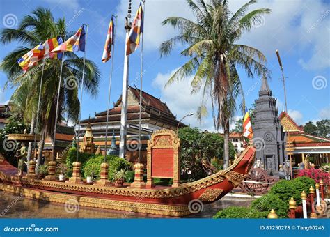 Buddistisk Tempel Wat Preah Prom Rath I Siem Reap Cambodja