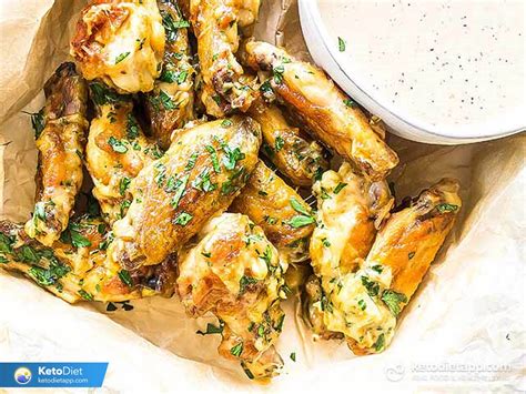 Keto Garlic Parmesan Chicken Wings | KetoDiet Blog
