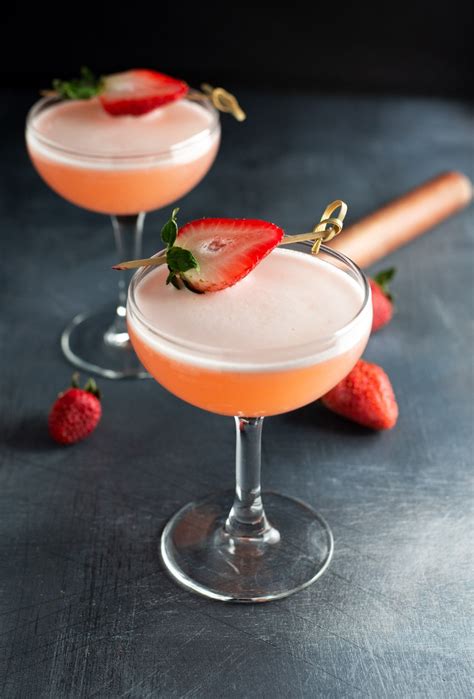 To start your summer off on the right foot, we've rounded up several of our favorite tequila sangria cocktail recipes. Strawberry Tequila Cocktail Recipe | Kitchen Swagger