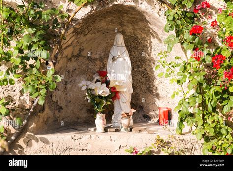 Virgin Mary Statue In Cave Hi Res Stock Photography And Images Alamy