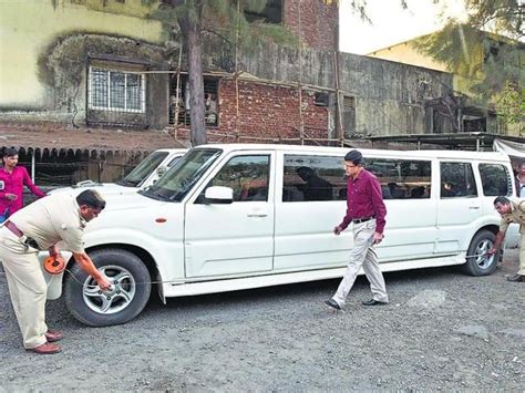 Modified Scorpios stretch RTO officials’ patience | mumbai | Hindustan