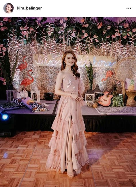 All the dreamy fairytale dresses at Kira Balinger's grand debut! | Star ...