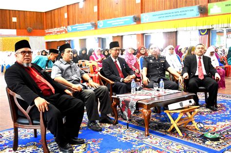 The social law of labor. SMKA TENGKU AMPUAN HAJJAH AFZAN PAHANG: PROGRAM UNIT HAL ...