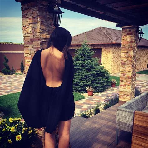 Evelin gáspár was born on june 15, 1994 in salgótarján, hungary. Ultradögös! Gáspár Evelin hát nélküli kis feketében ...