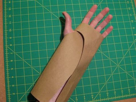 In this article, i demonstrate how to make a belt from a large piece of vegetable tanned hide. DIY fingerless leather gloves. - StyleZeitgeist ...